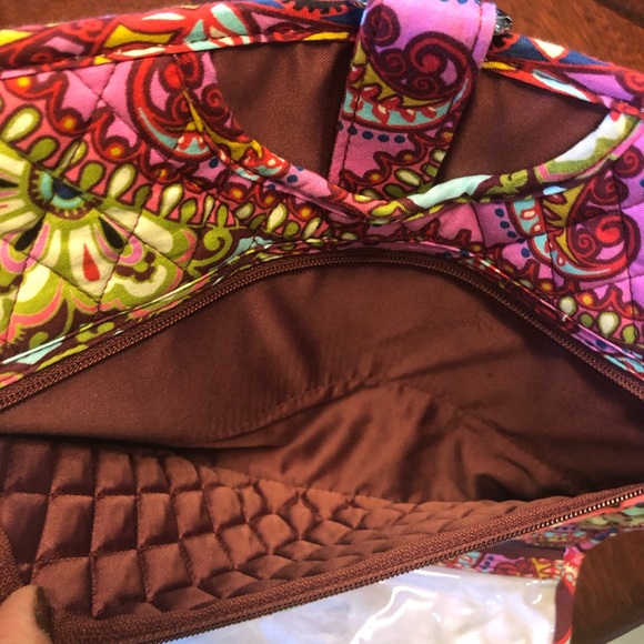 Vera Bradley Hanging Organizer Resort Medallion - Picture 6 of 7